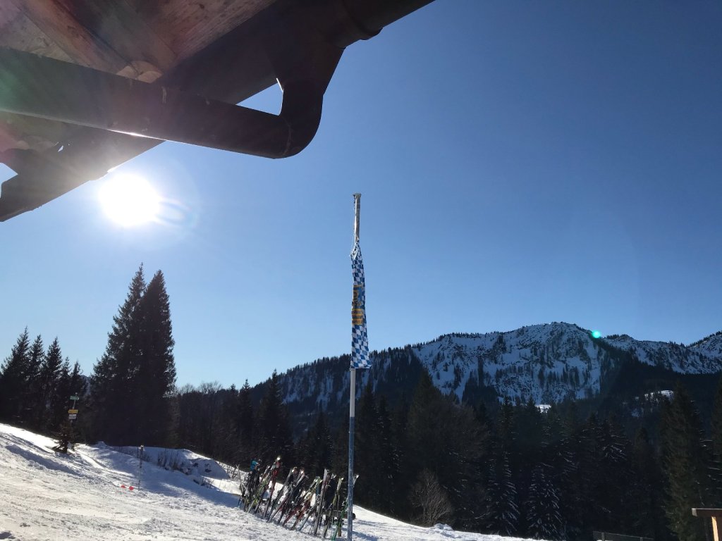 Ein bisschen Schnee für die&nbsp;Ski
