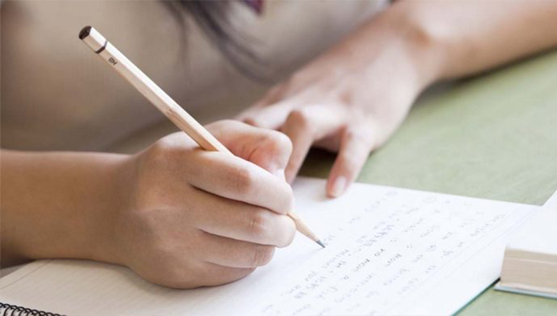 Elternratgeber für Entschuldigungen, Noten &&nbsp;Co.